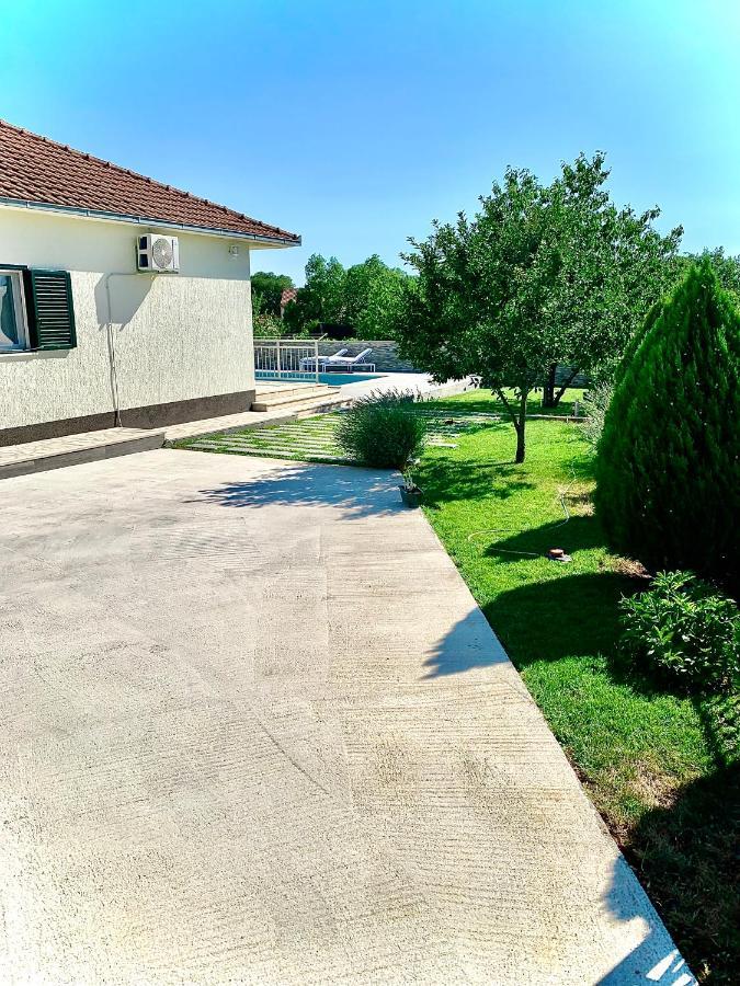 Villa Endi,A Gem Near Sibenik Unesic Экстерьер фото